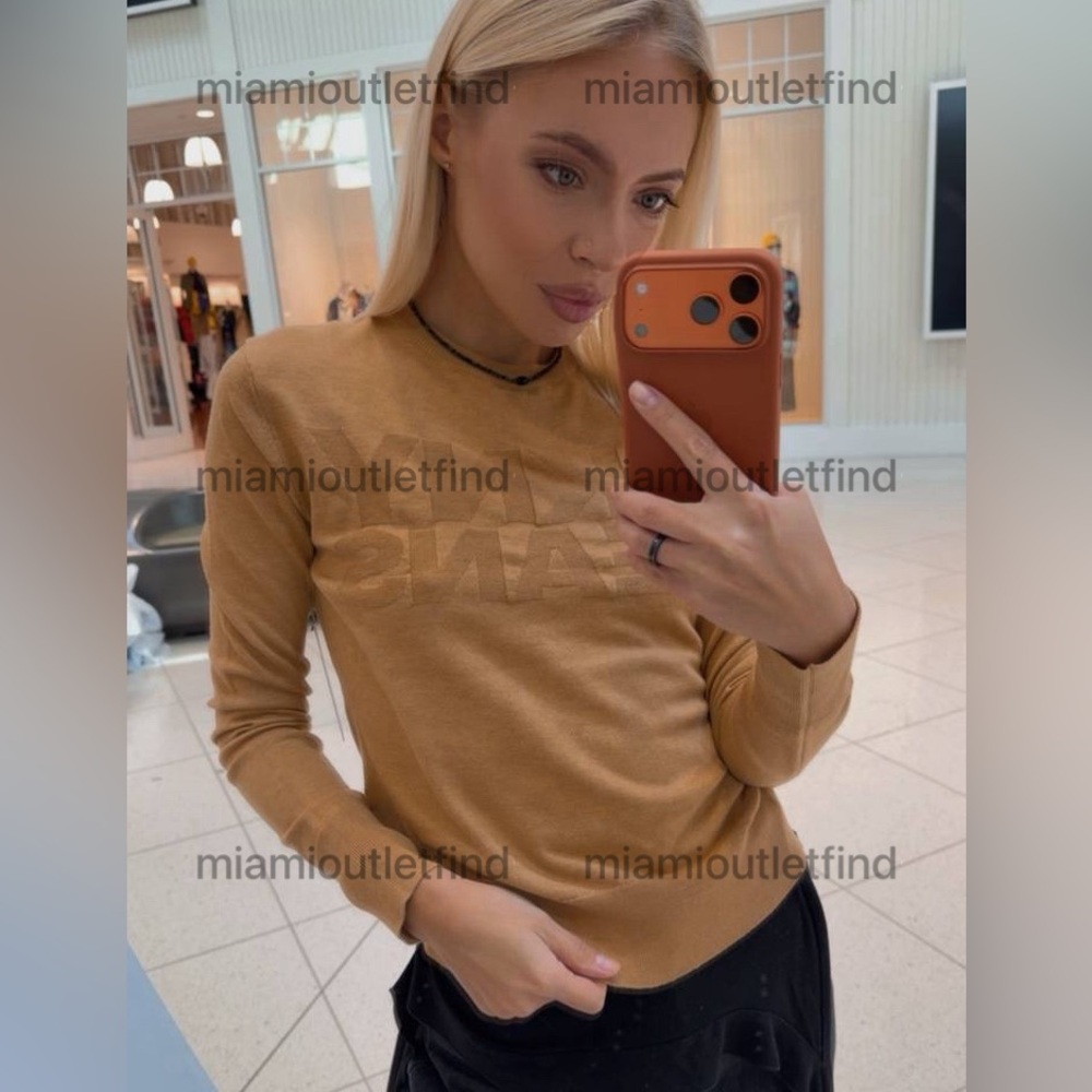 DKNY Camel Long Sleeve Tee